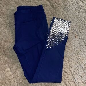 Lululemon scalloped reflective tight stuff tight size 6